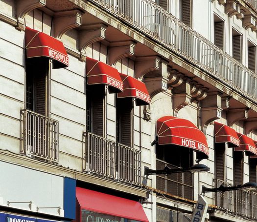 Store bannette pour un hôtel